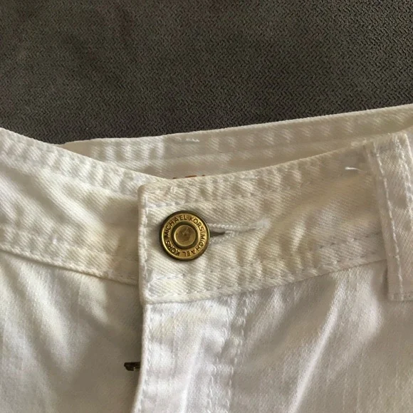 Michael Kors white skinny jeans. - Picture 5 of 12